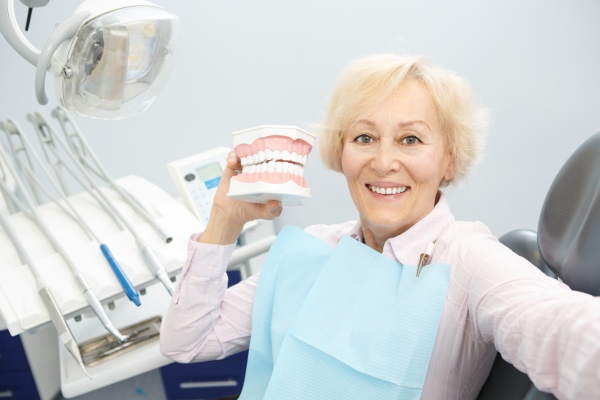 Signs That You Might Need Denture Repair